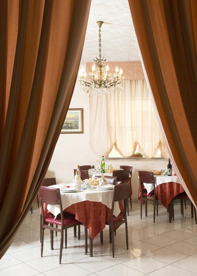 Hotel Fior di Loto - Rimini Esterno foto